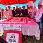 Giro d’Italia, torta e bici di cioccolata dei pasticceri torinesi